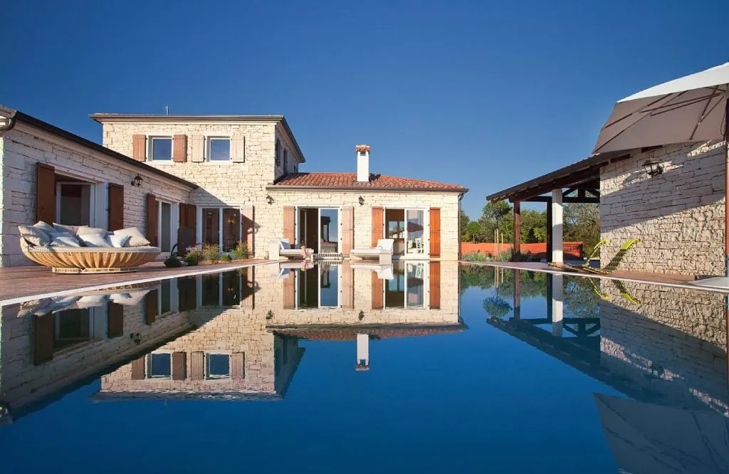 Istrie, Vodnjan - Krásná kamenná vila 230 m2