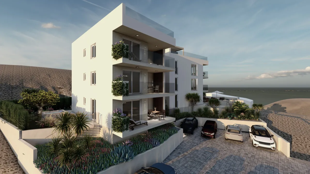 Trogir, Okrug Gornji - Trosoban stan sa natkrivenom terasom