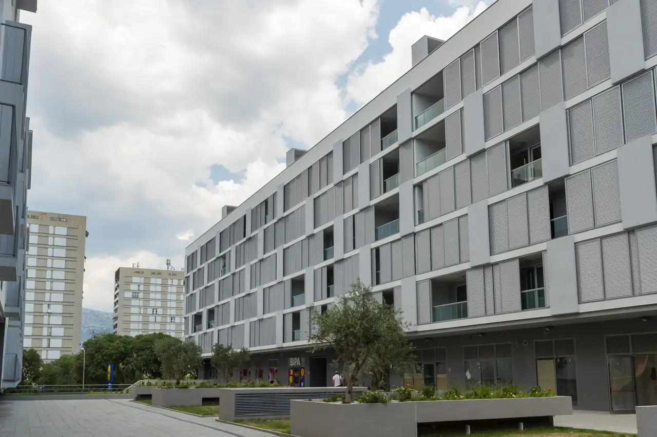 Split, Spinut – jednosoban stan s garažom i lođom blizu centra