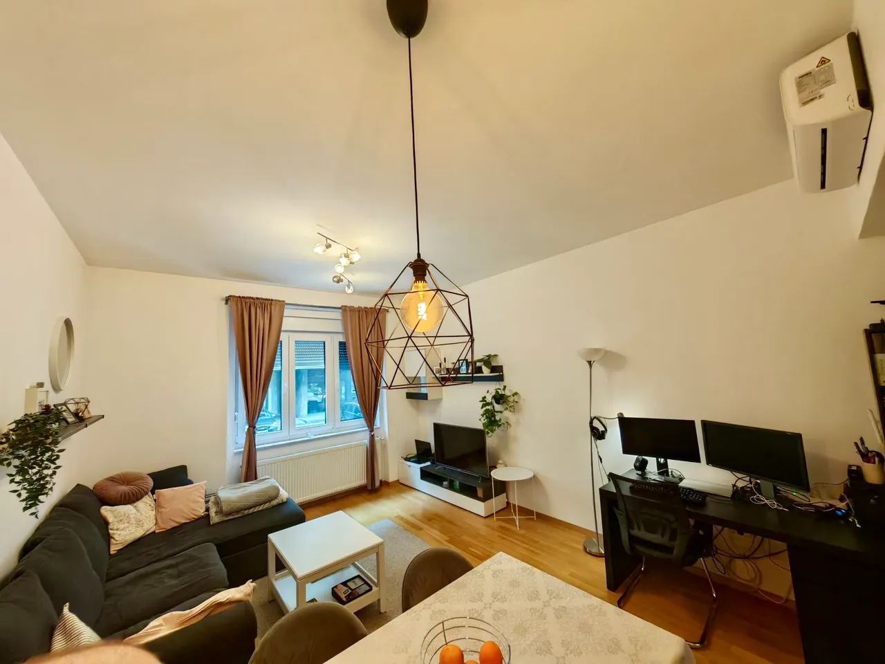 Center, Zagreb - modern one bedroom apartment in the center of Zagreb 42m2