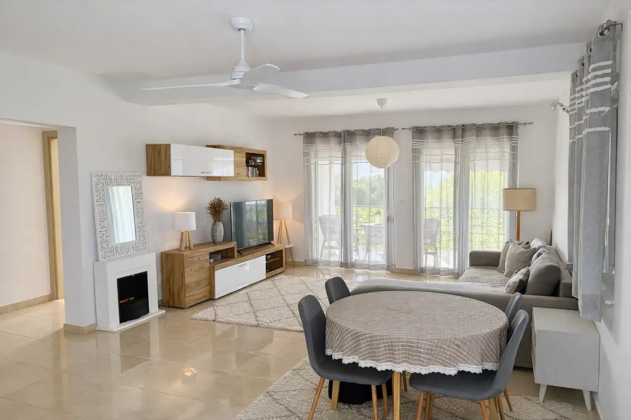 Zadar, Petrčane - Dvosoban stan s vrtom i terasom