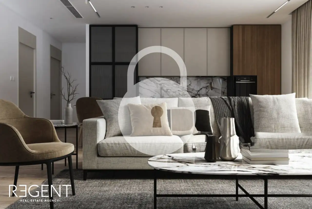 Split, Visoka - Dvosoban stan sa loggiom i balkonom