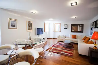 Split, Centar - Dvosoban stan sa pogledom na povijesnu jezgru grada