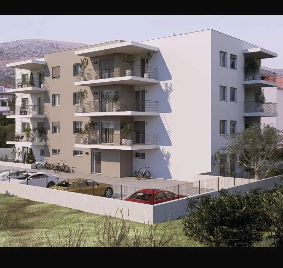 Trogir, Seget Donji - Trosoban stan s pogledom na more