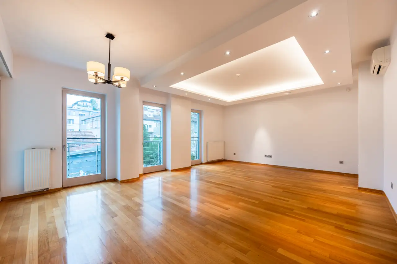 Zagreb, Srebrnjak - Four-bedroom apartment on the ground floor