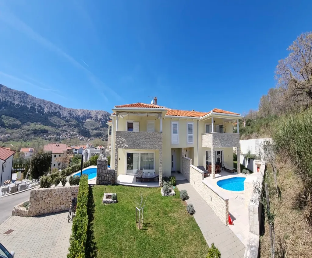Wyspa Krk, Baška – Dom z basenem