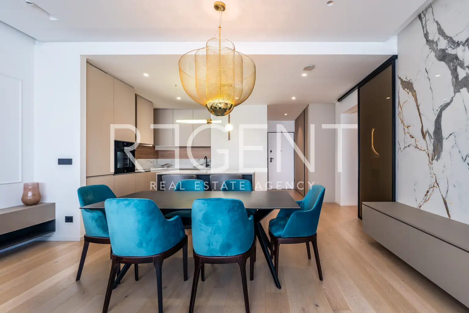 Zagabria, Centro - Moderno appartamento con tre camere da letto in affitto