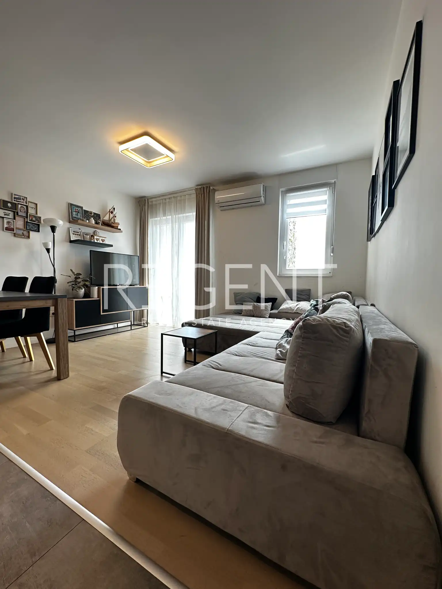 Kila, Split- Dvosoban stan 51 m2 s balkonom