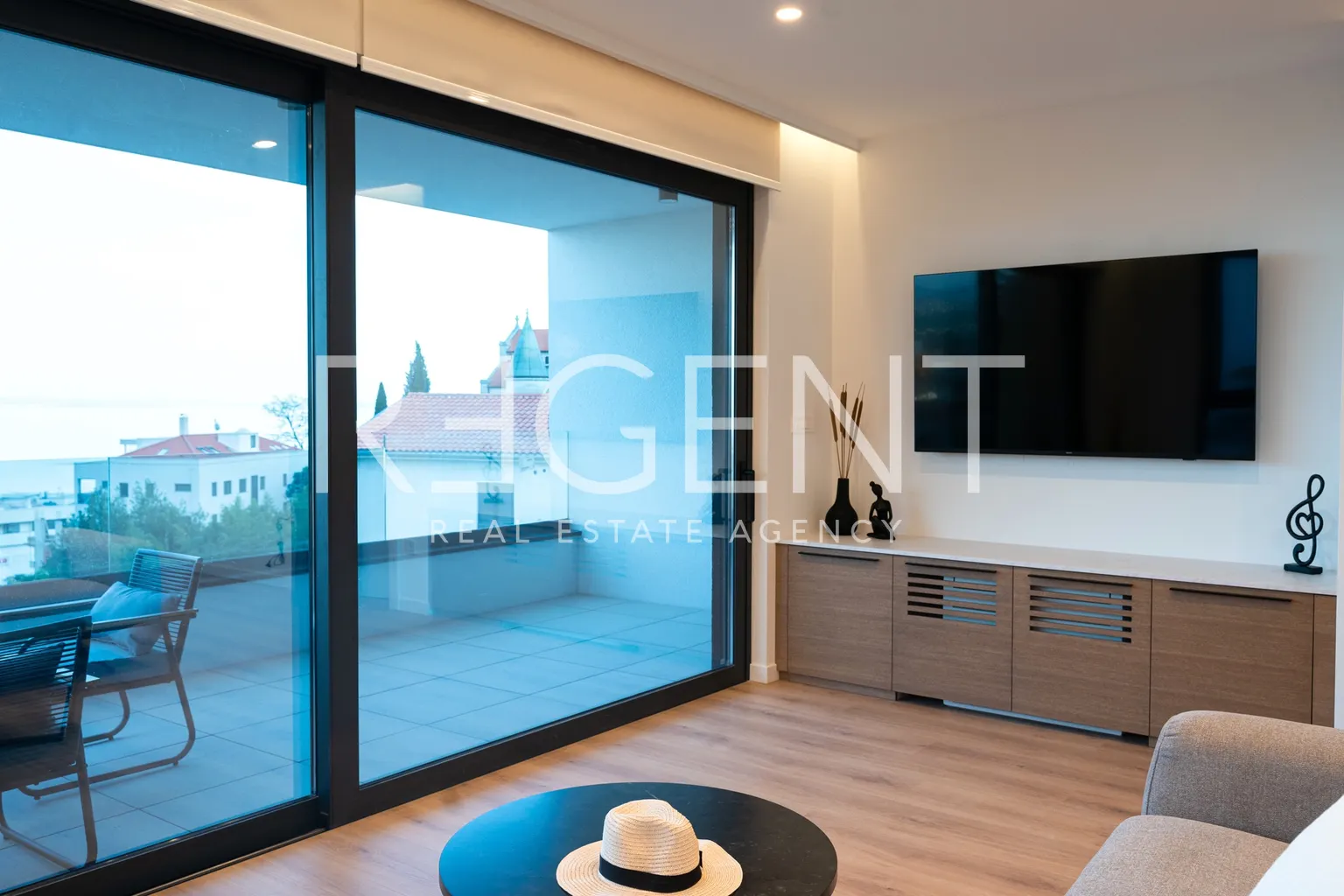 Opatija – Moderný trojizbový byt s výhľadom na more 139,9 m2