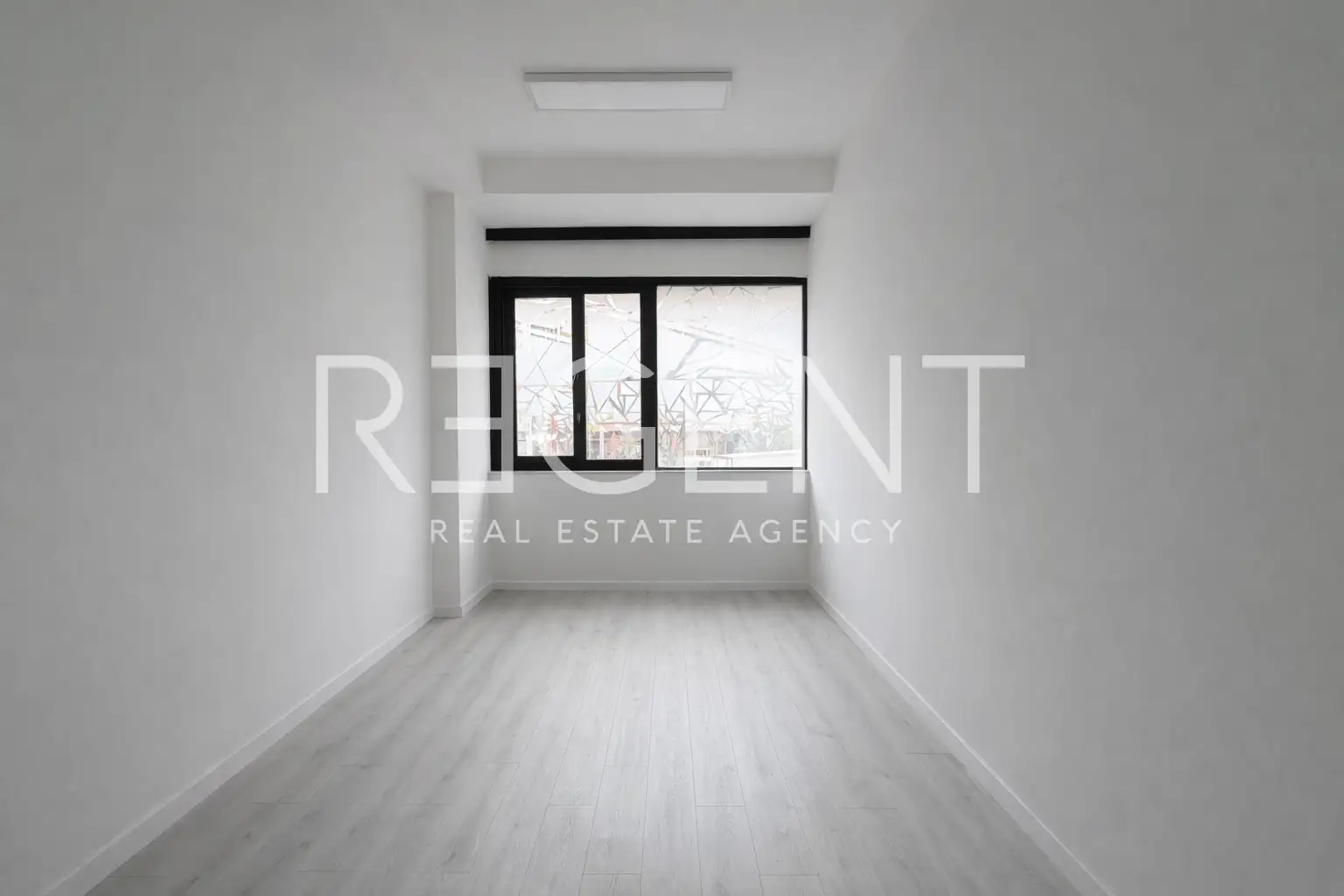 Split, Blatine - Prostorný obchodní prostor