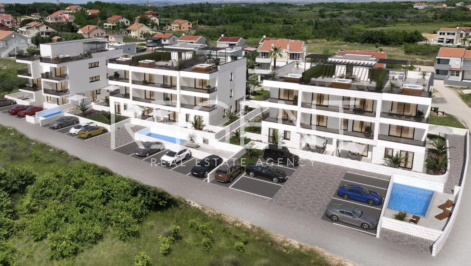 Zadar, Privlaka - Luxusné sídlisko troch obytných víl 70 m od mora