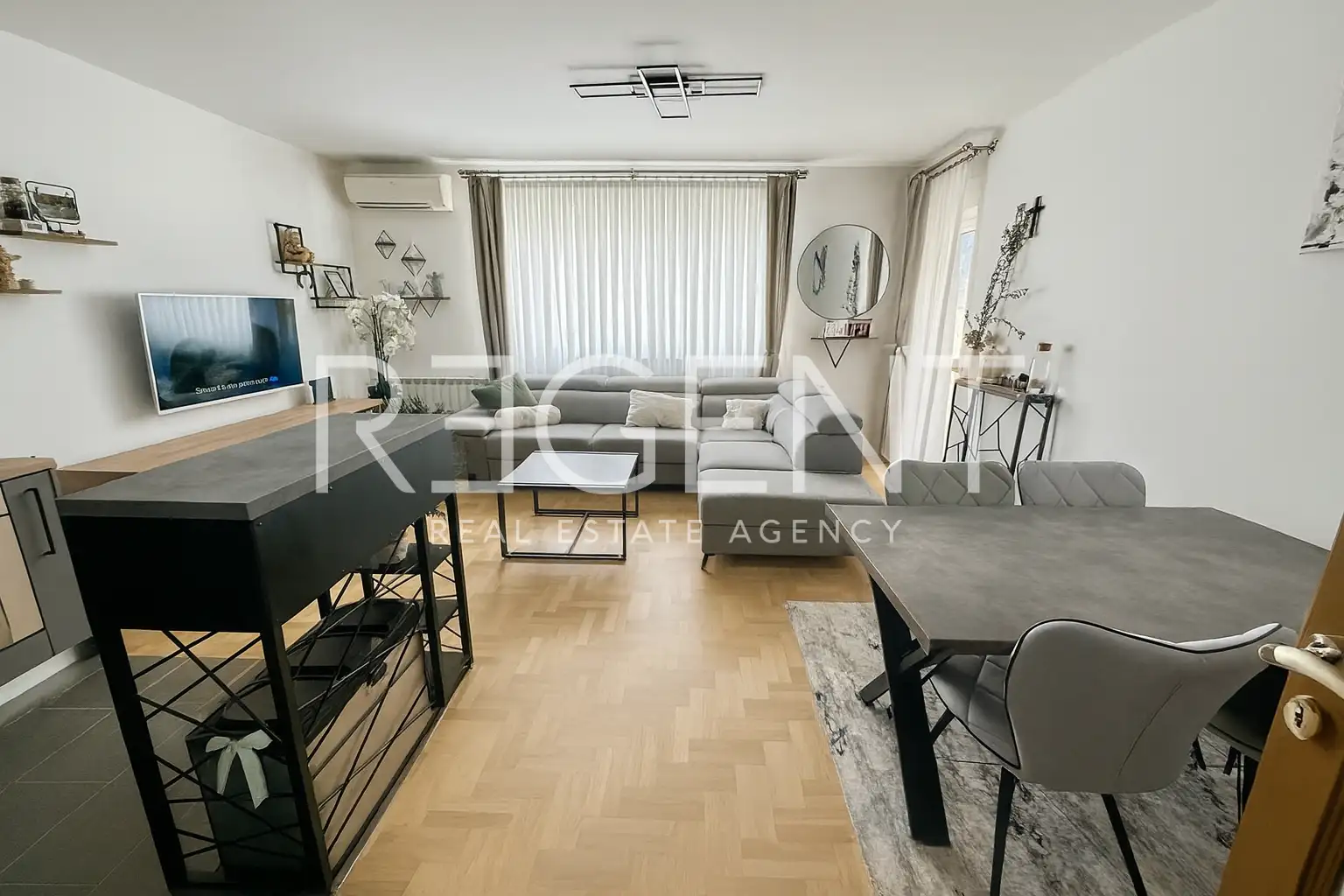 Zagreb, Malešnica - Moderne Dreizimmerwohnung mit Garage
