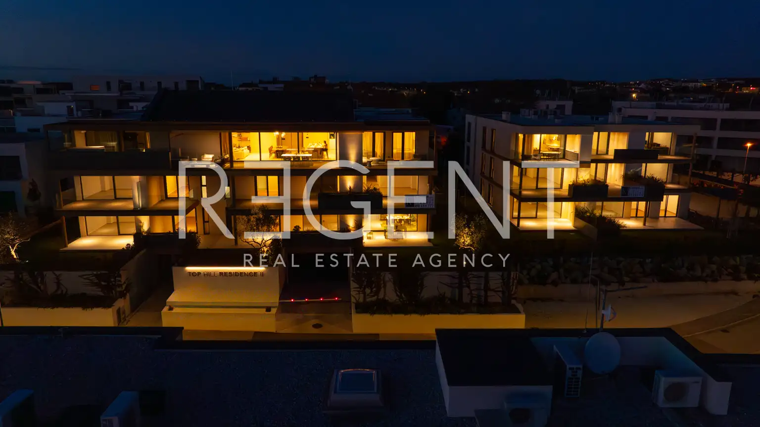 Istra, Novigrad - Appartement de quatre chambres dans un complexe résidentiel de luxe de 115 m2