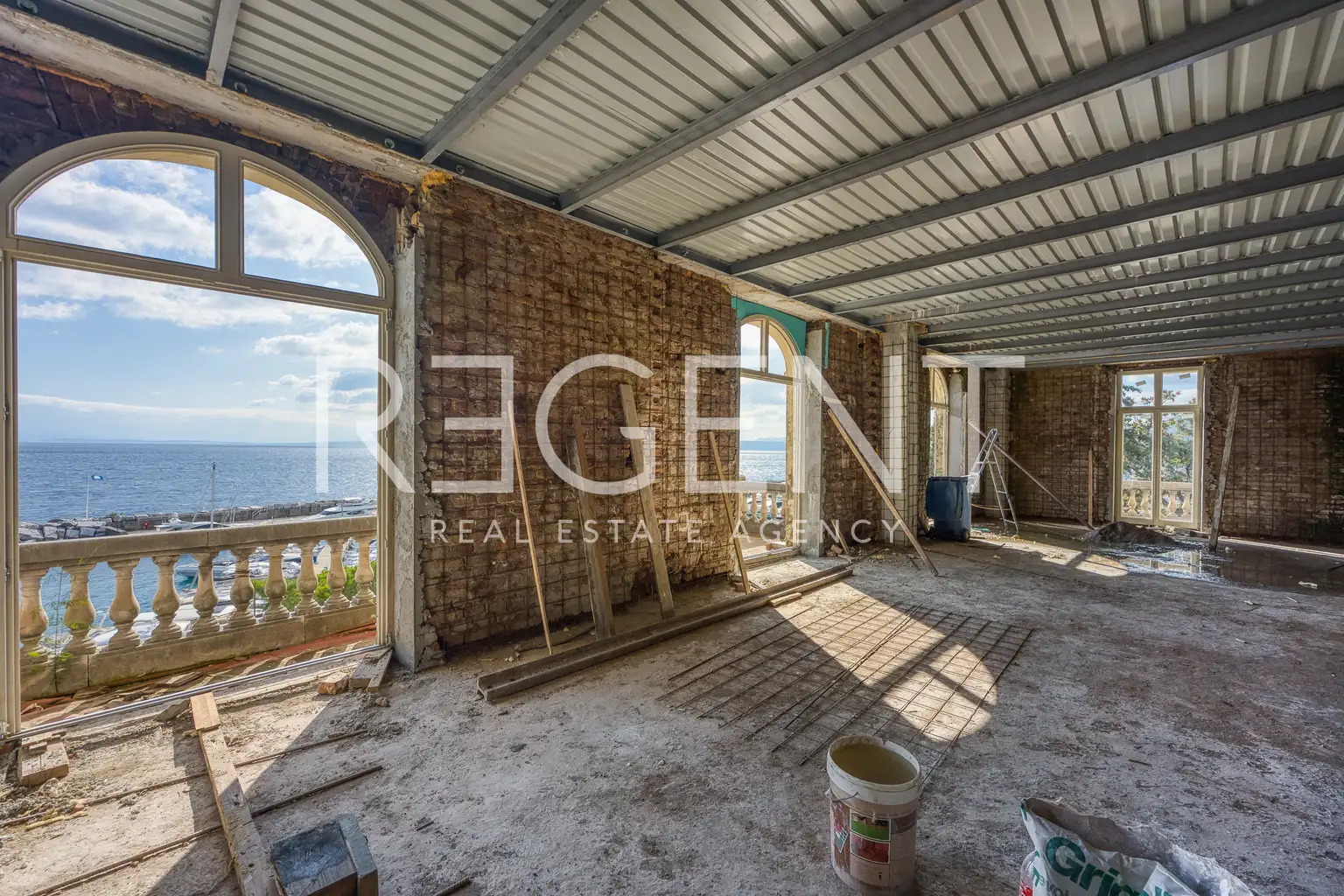 Ičići, Opatijska rivijera – povijesna vila s pogledom na more