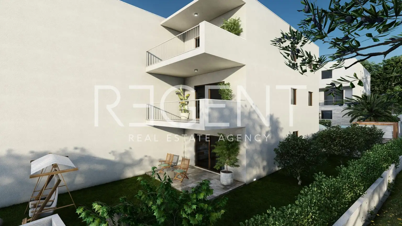 Čiovo, Slatine - Dvosobno stanovanje z velikim balkonom blizu morja