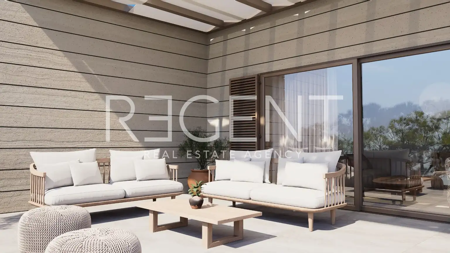 Kuća 260 m², Makarska — novoadaptirana, prvi red uz more