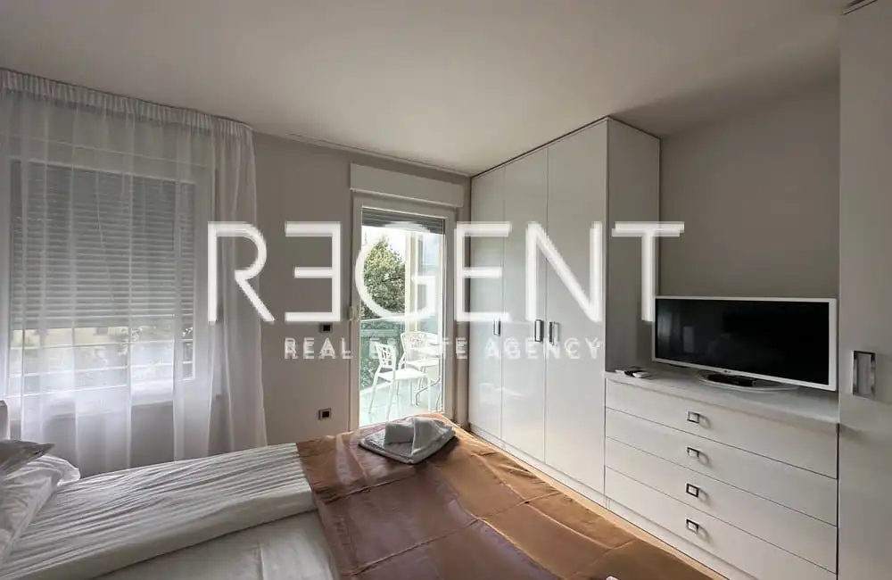Split, Podstrana - Wohnung 105 m2 zu vermieten, Neubau, langfristig