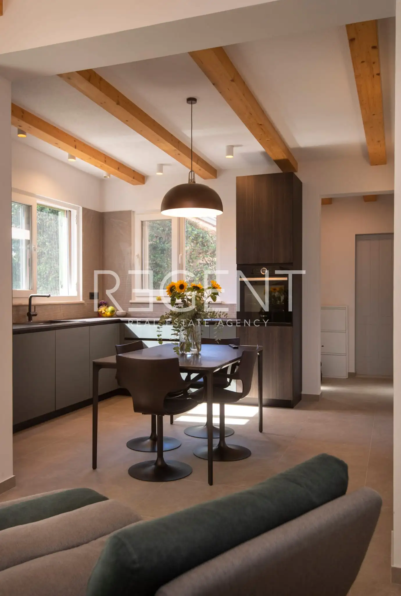 Split, Meje - Ground floor house with a yard