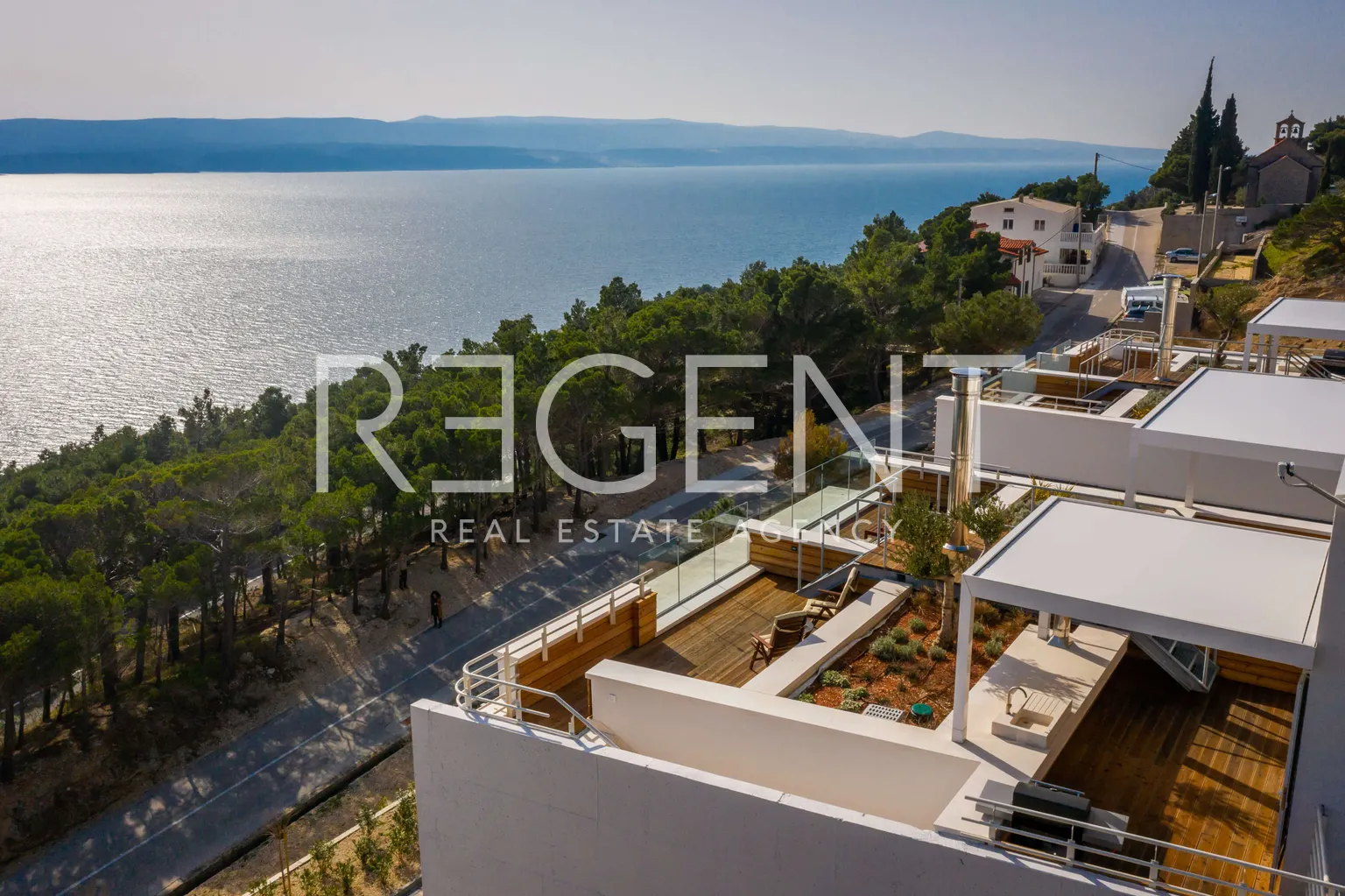 Omiš – Due ville esclusive con piscine e vista panoramica