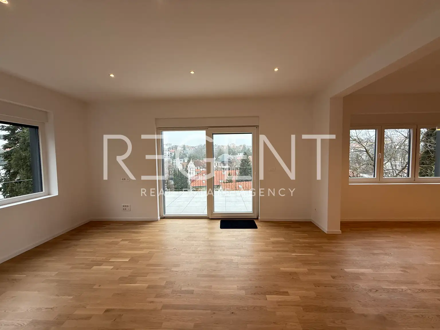 Zagreb, Srebrnjak - moderan trosoban stan u novogradnji