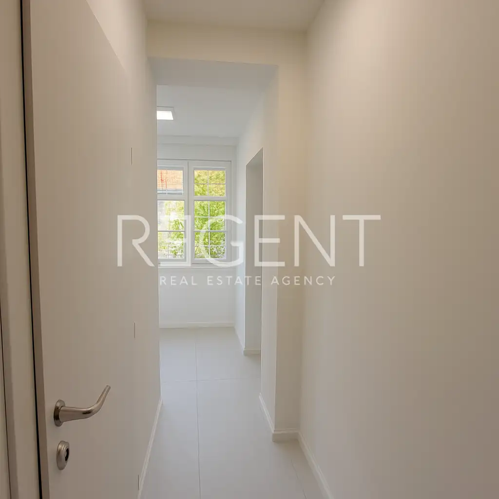 Загреб, Центр - Обновленная трехкомнатная квартира в самом центре города