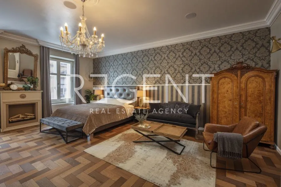 Záhřeb, Frankopanská - Luxusní měšťanský byt v centru města 110 m2