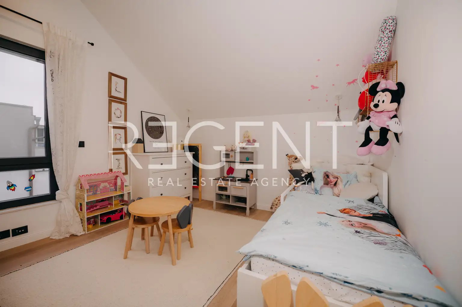 Zagreb, Jarun - penthouse de luxe de quatre pièces