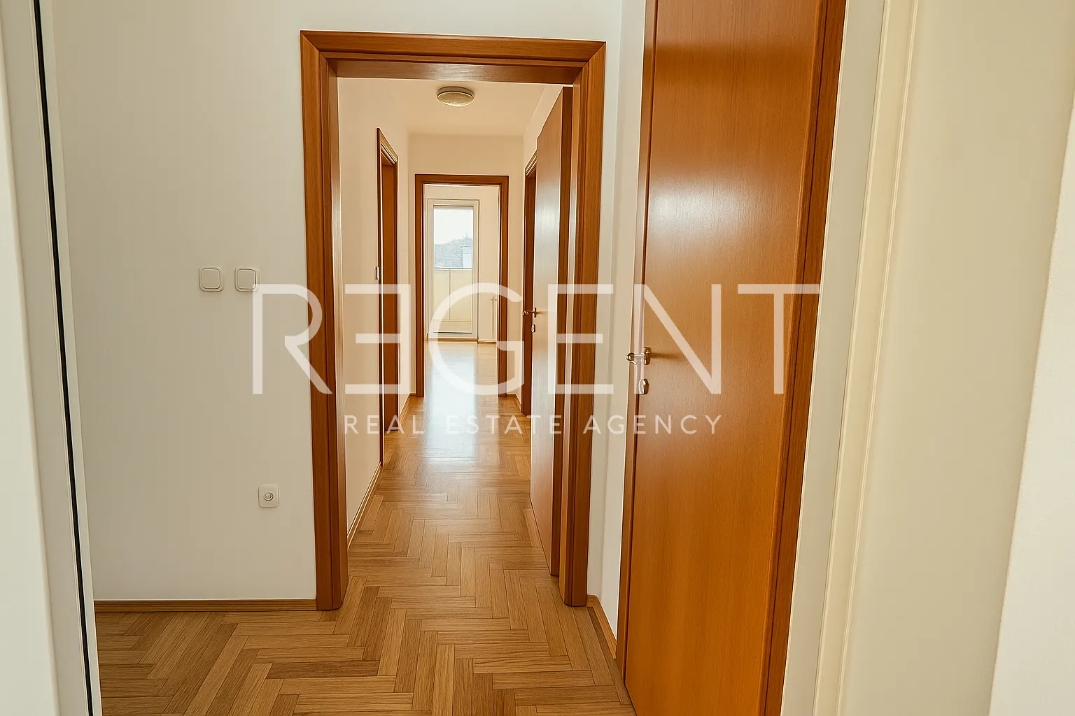 Záhreb, Malešnica - Obchodný/obytný priestor 120 m2 prenájom