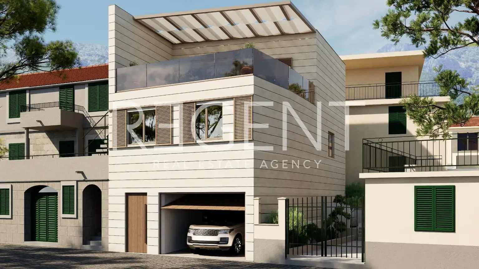 Kuća 260 m², Makarska — novoadaptirana, prvi red uz more