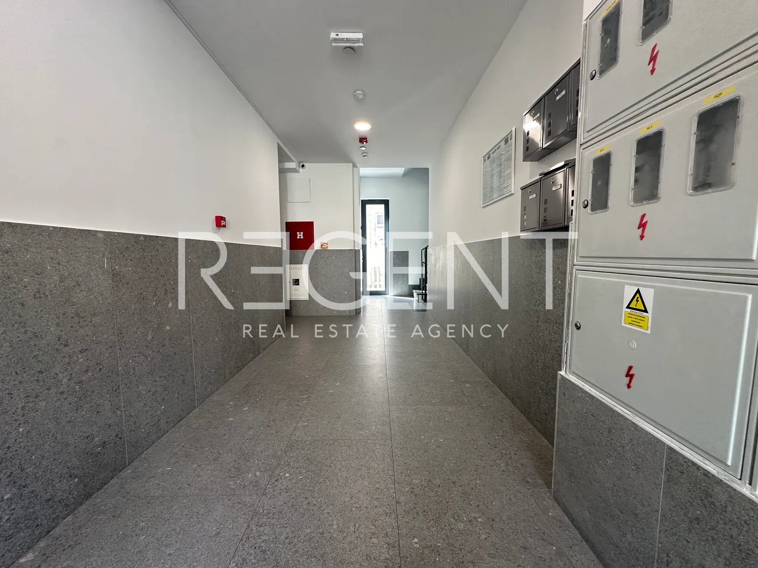 Záhřeb, Petrova - Moderní třípokojový byt 81 m2, pronájem