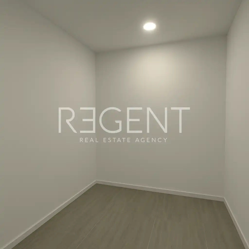 Podstrana, Strožanac - Appartement de trois pièces avec loggia