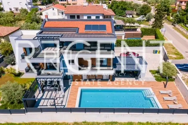Istrie, Fažana - Moderní vila s výhledem na moře