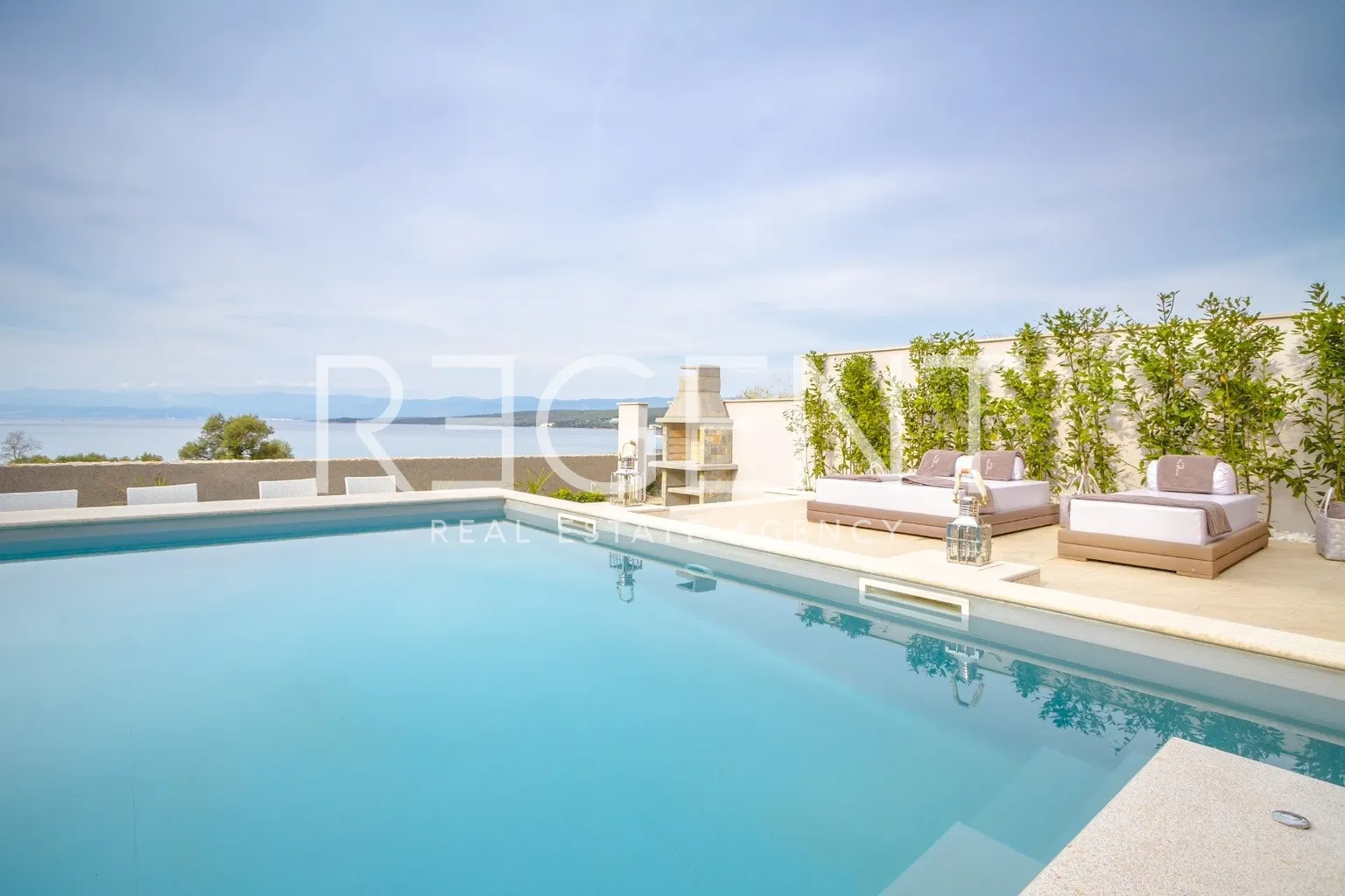 Krk - Luxusní vila k pronájmu 160 m2
