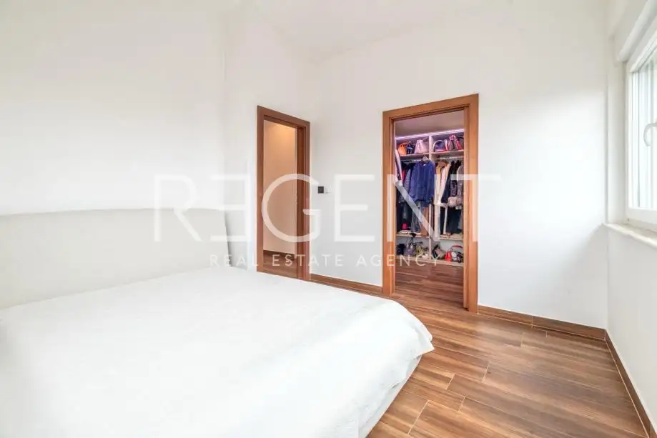 Загреб, Шребрняк – роскошная двухуровневая квартира в превосходном месте