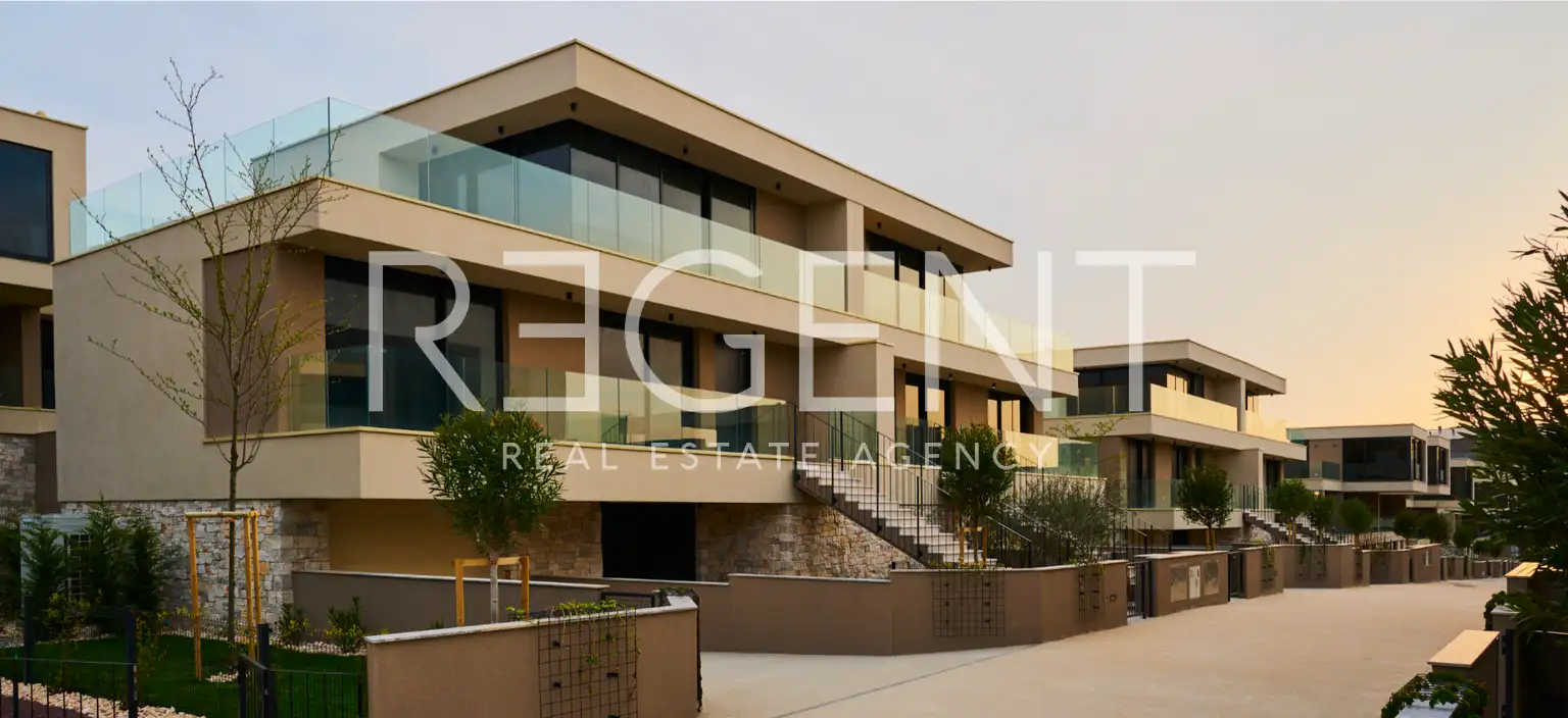 Istria, Petram Resort – villa 280 m², vista mare, garage, ascensore