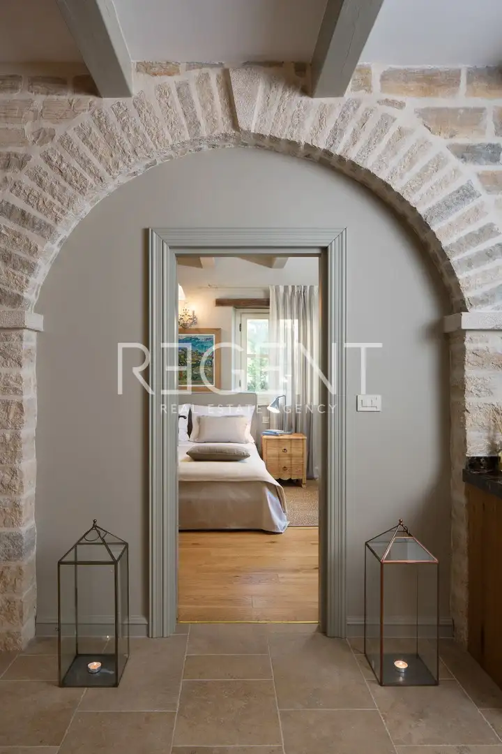 Istria, Poreč - Luxurious authentic villa in a prime location