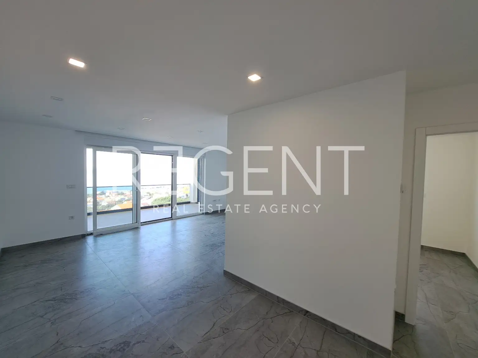 Crikvenica - Three-room apartment with a panoramic sea view
