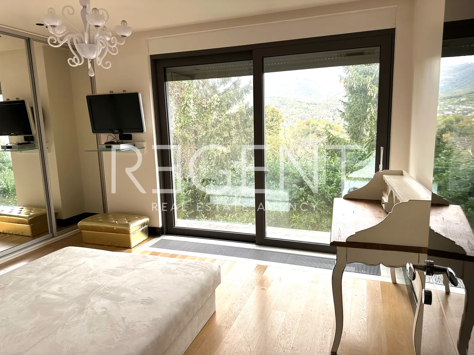 Záhřeb, Tuškanac - Luxusní vila v prestižní lokalitě 500 m2