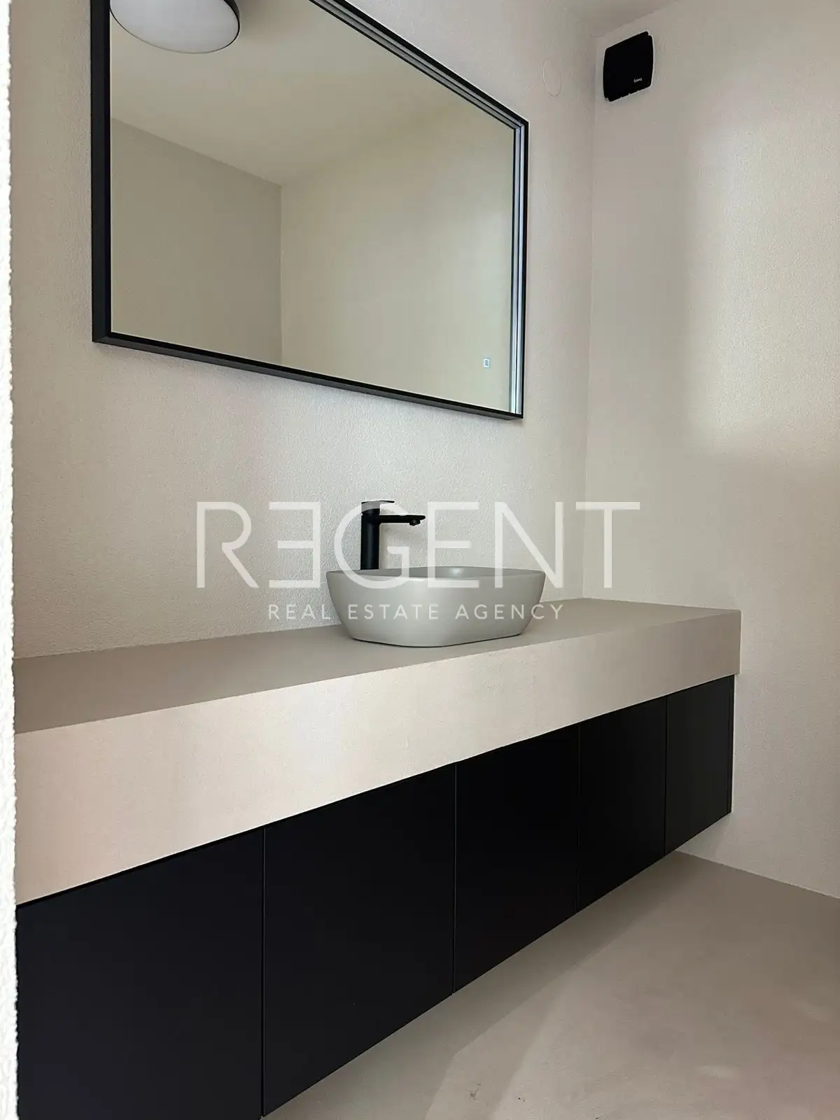 Zagreb, Donji Grad - Renoviran poslovni prostor u širem centru Zagreba