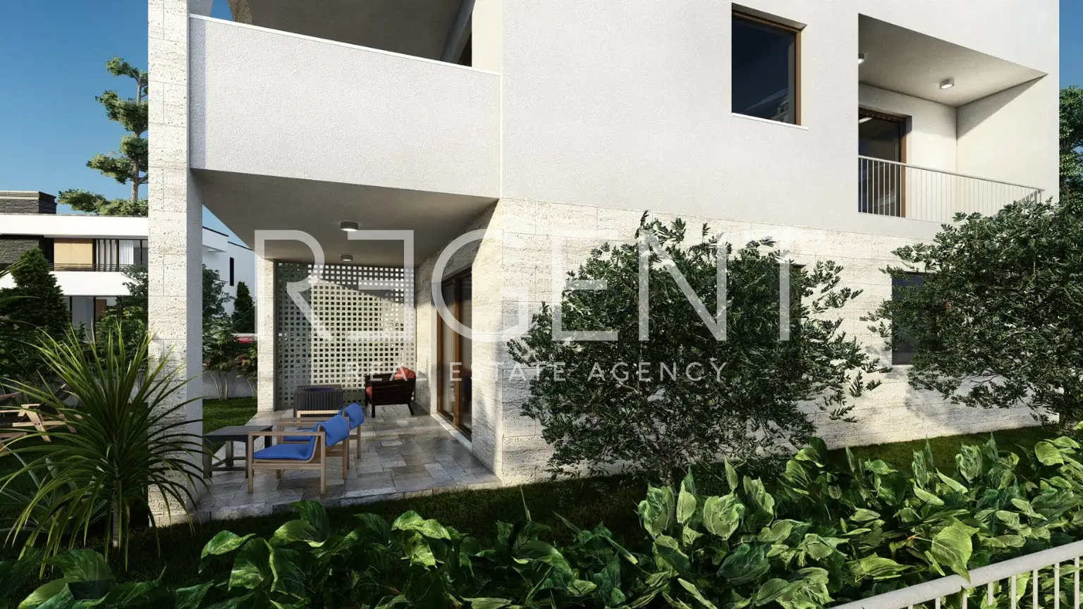 Čiovo, Slatine - Dvosobno stanovanje z velikim balkonom blizu morja