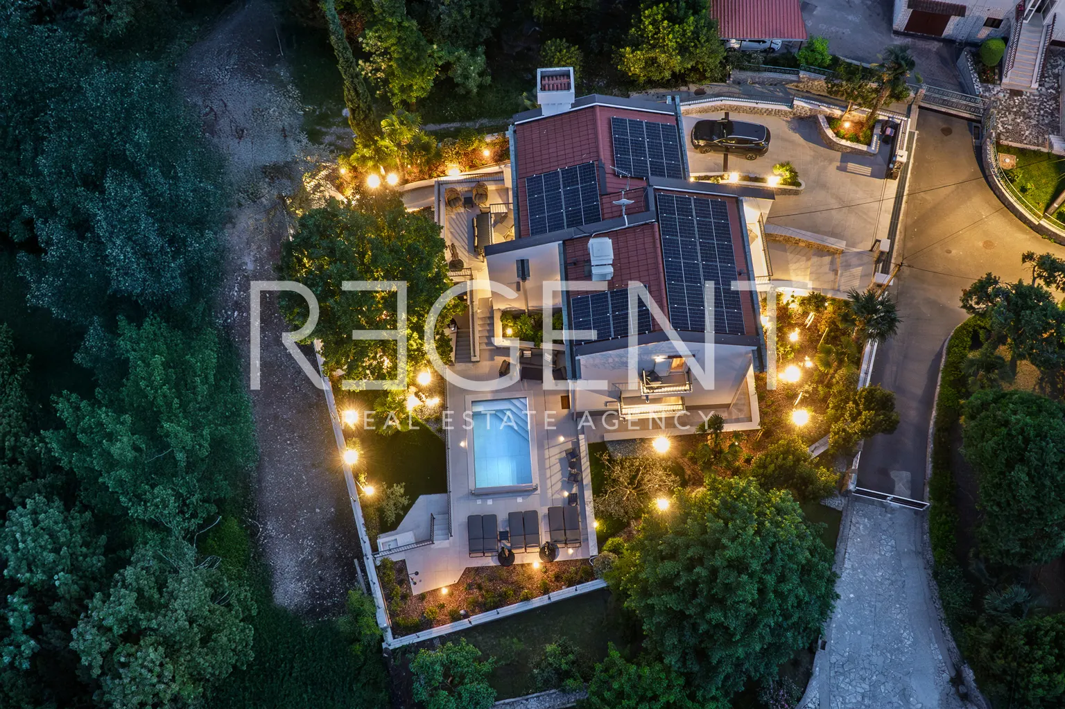 PRIVATO: Kvarner, Abbazia - Villa di lusso in una splendida posizione