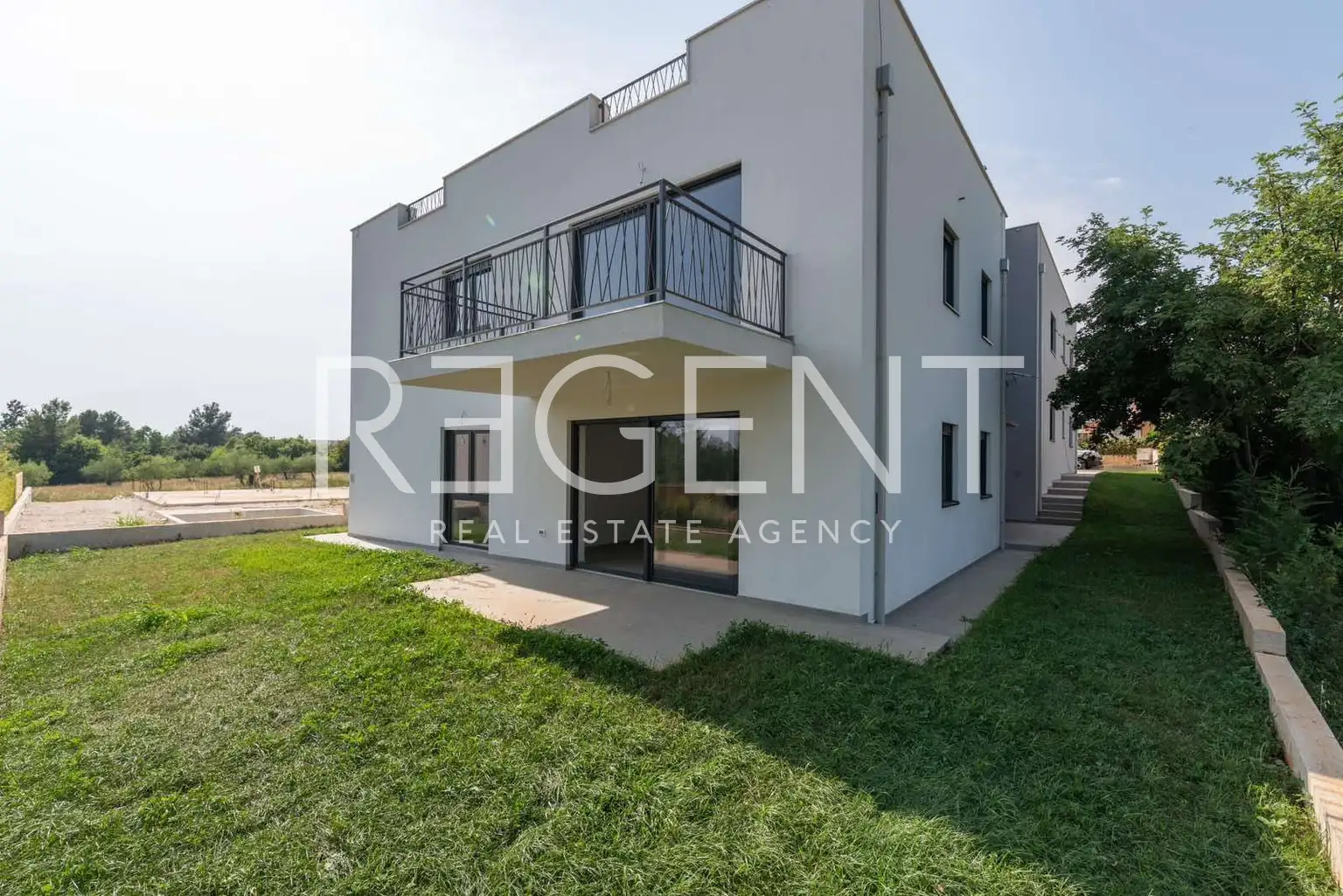 Istra, Vabriga - prostrani stan sa vrtom