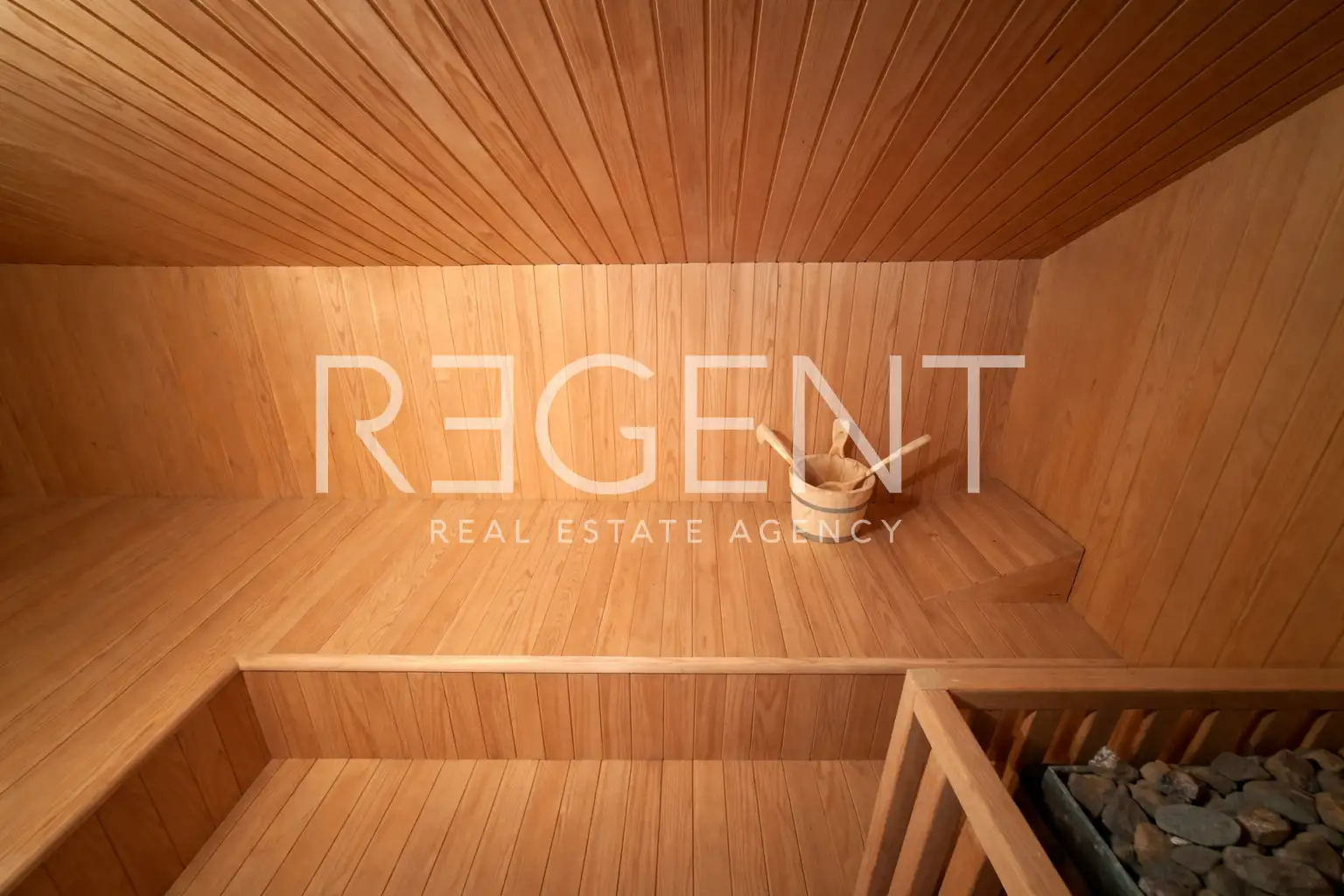 Záhřeb, Petrova ulice – třípokojový byt k pronájmu