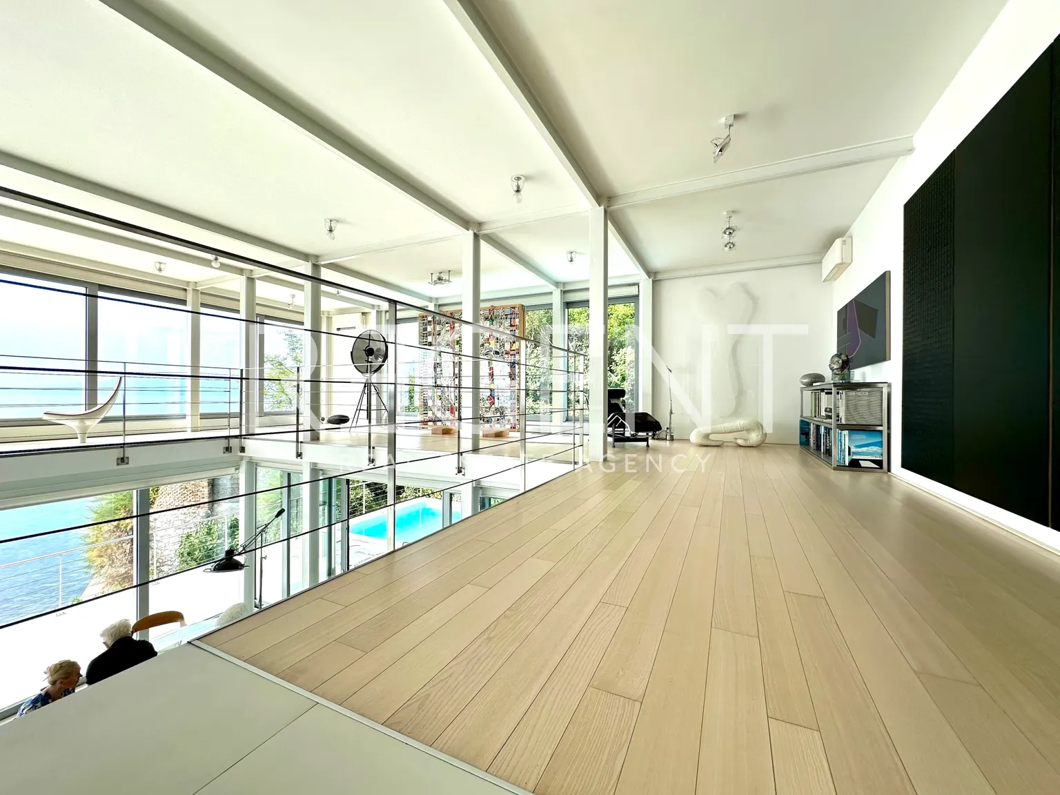 Rijeka - Moderní vila v první řadě u moře 600 m2