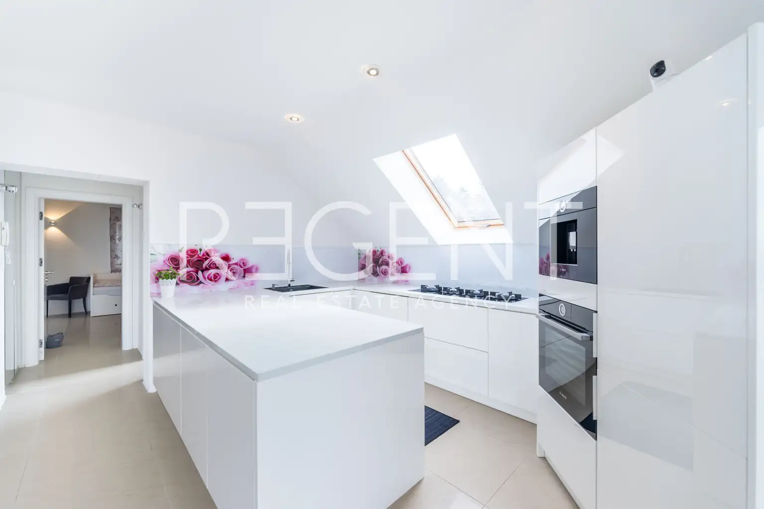 Zagreb, Perjavica - Penthouse s pogledom na Zagreb