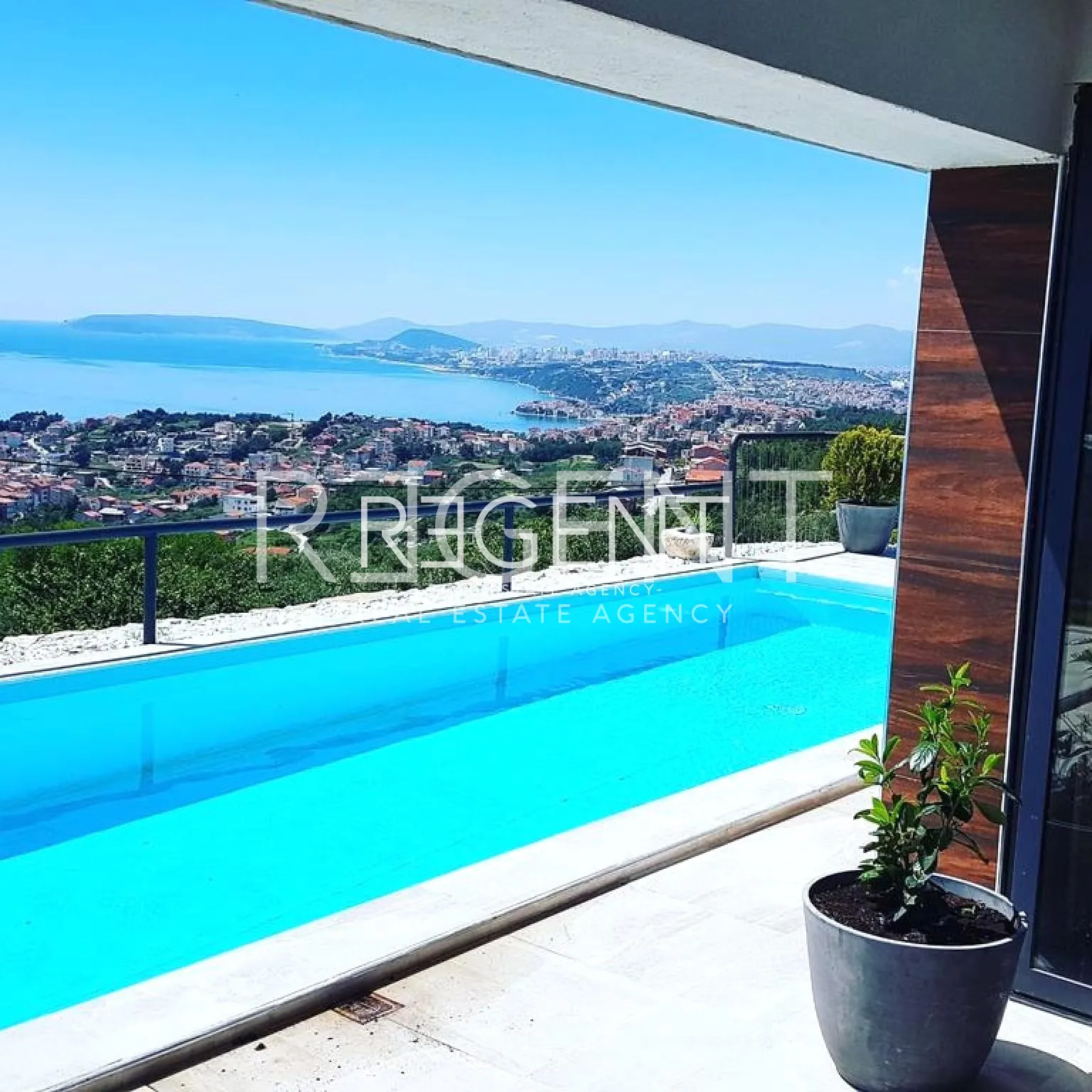 Split, Podstrana – Městská vila s panoramatickým výhledem