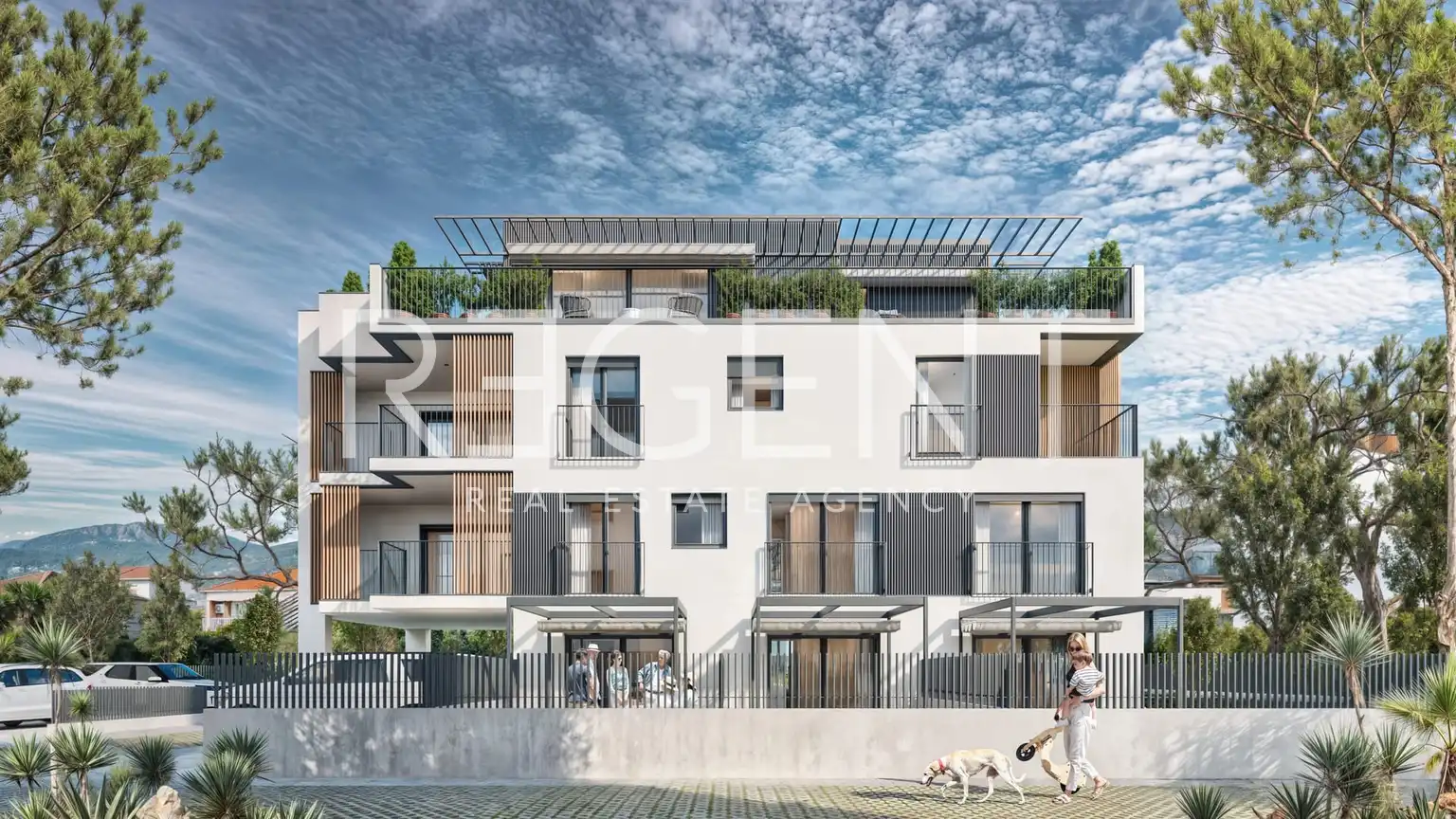Kaštela, Kaštel Lukšić – poslovni prostor s vrtom u prizemlju