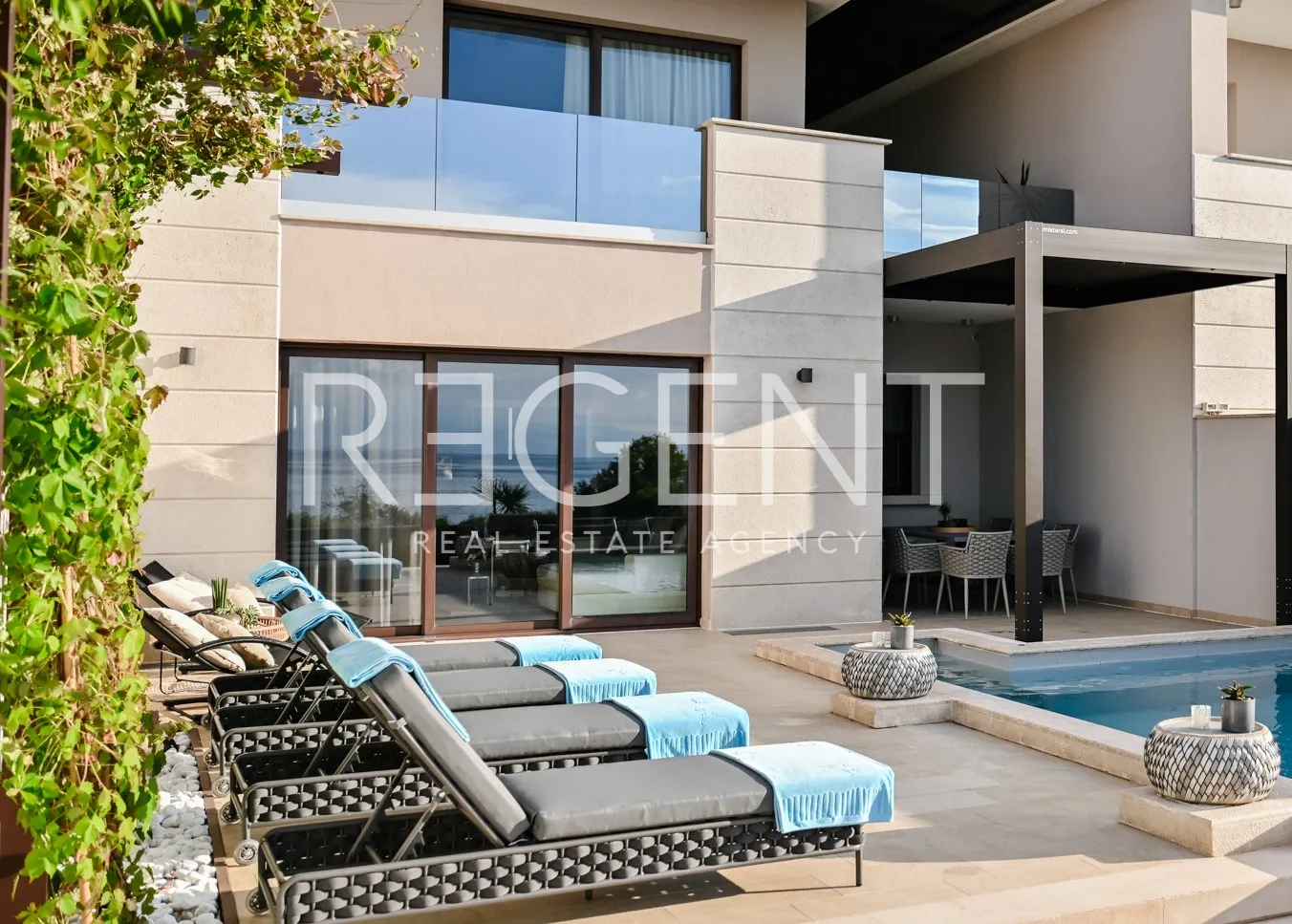 Krk - Luxusní vila k pronájmu 160 m2