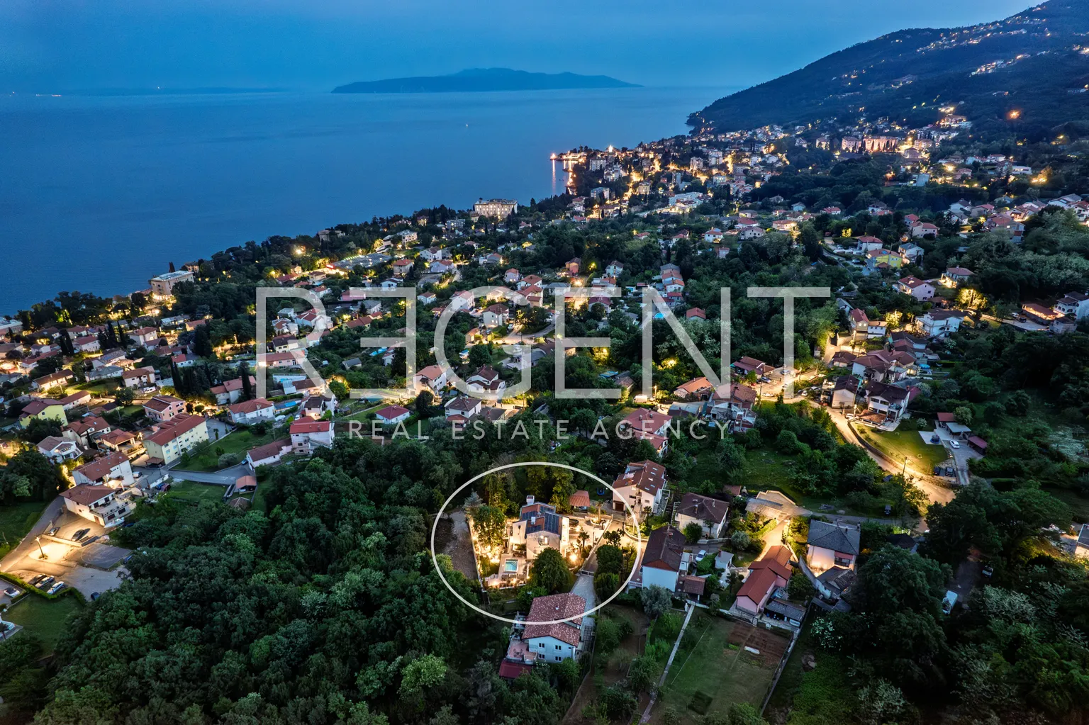 PRIVATO: Kvarner, Abbazia - Villa di lusso in una splendida posizione