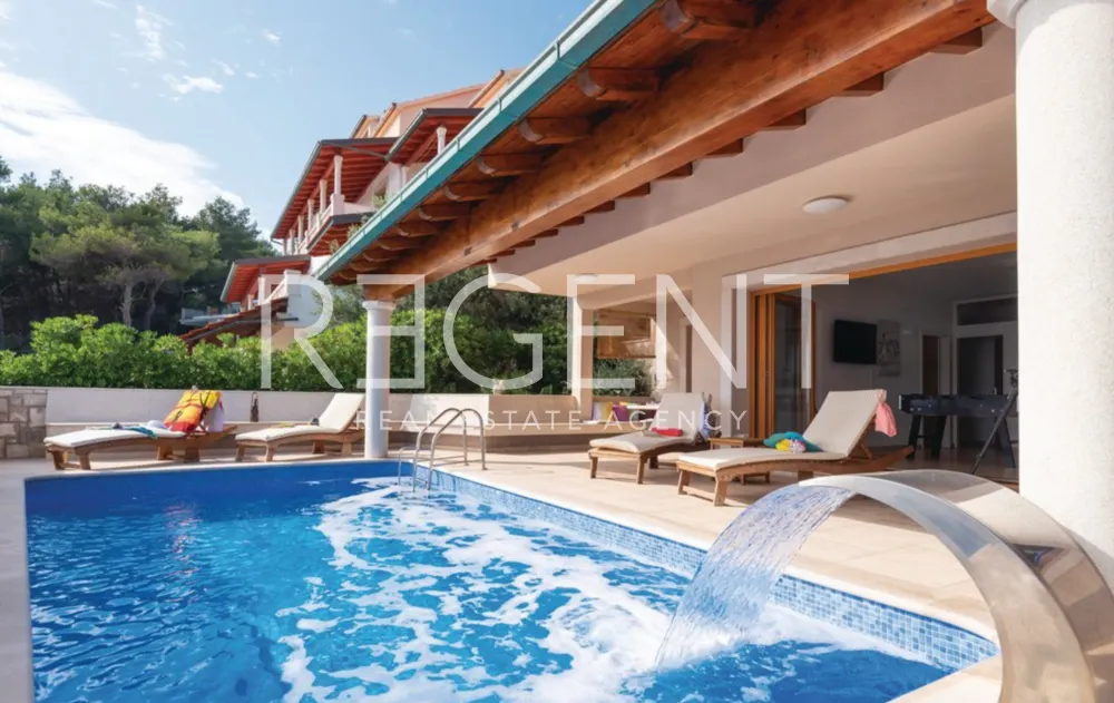 Korčula, Prizba - Zapanjujuća vila uz more 327 m2